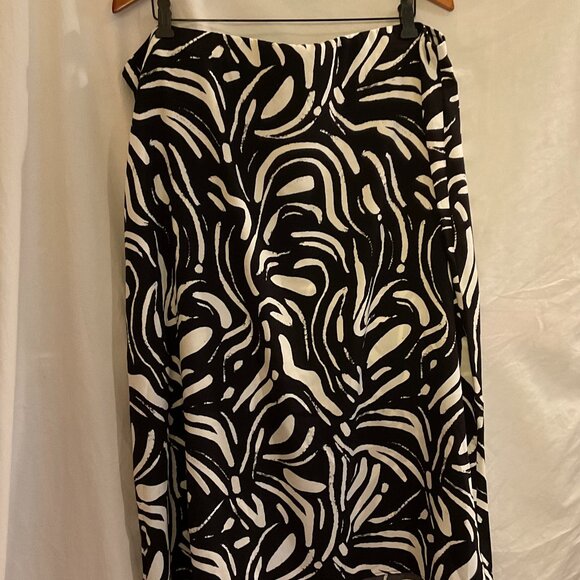 Nine West Women's Abstract Brush (black/cream) Side Ruched Midi Skirt NWT - Picture 3 of 9